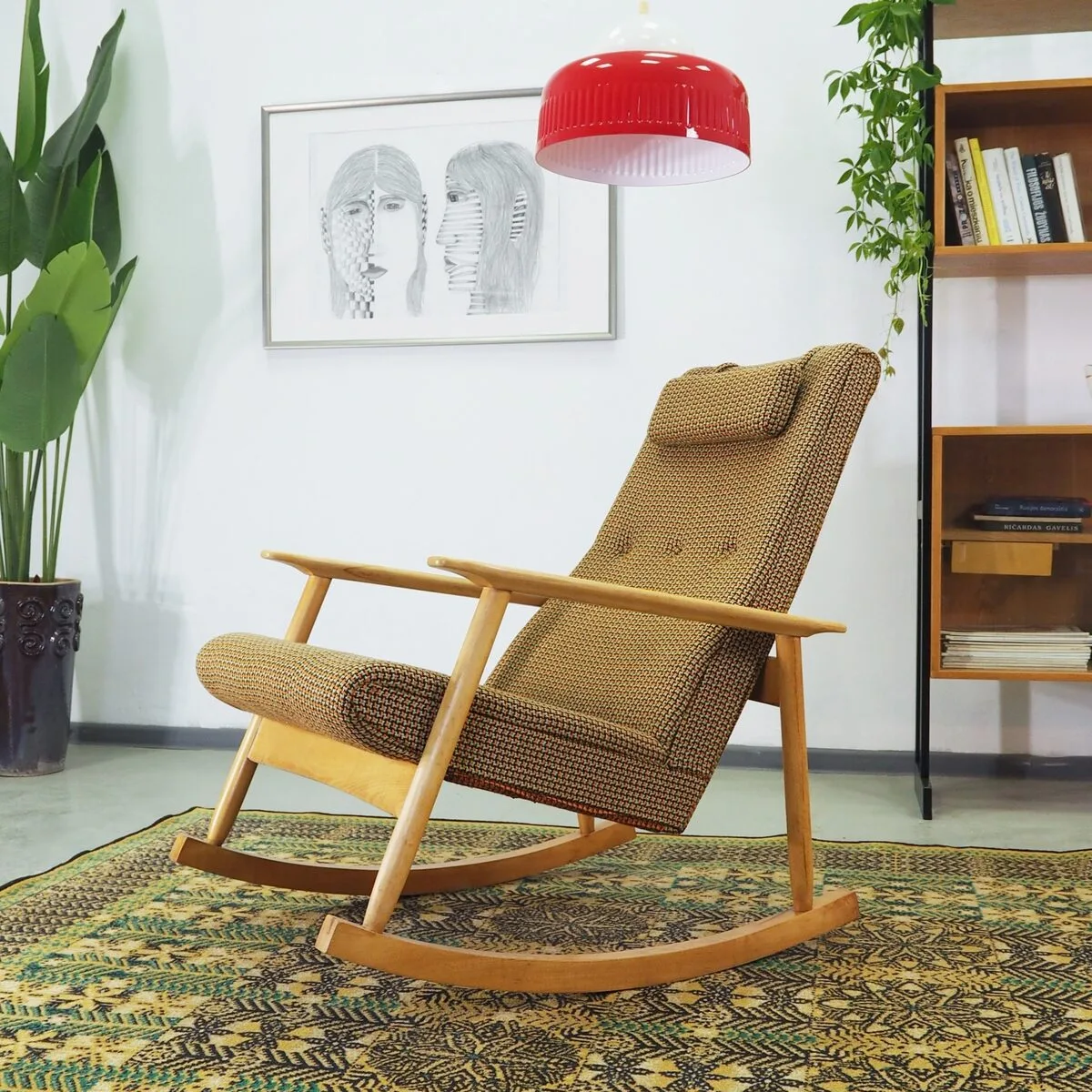 MCM Pickers - restauruota komode sovietinė epocha