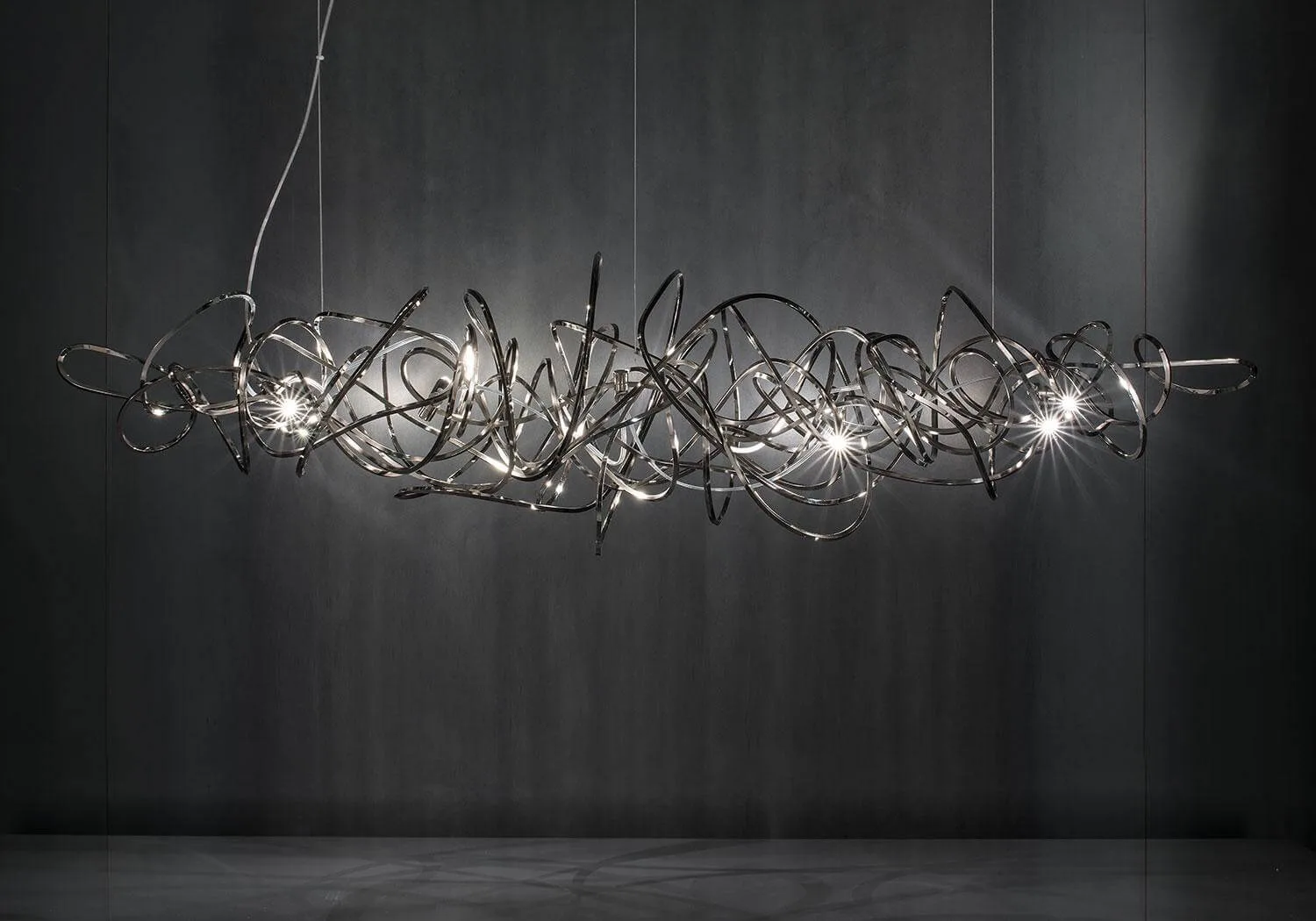 Simetria - pakabinamas šviestuvas Terzani