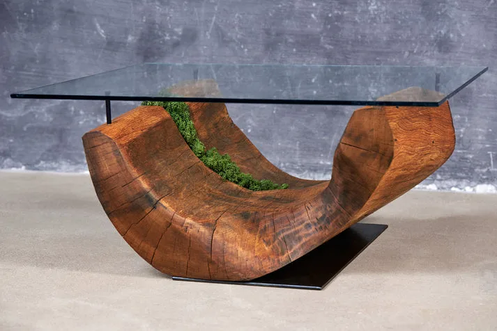 Wood for mood - organinės formos medžio staliukas